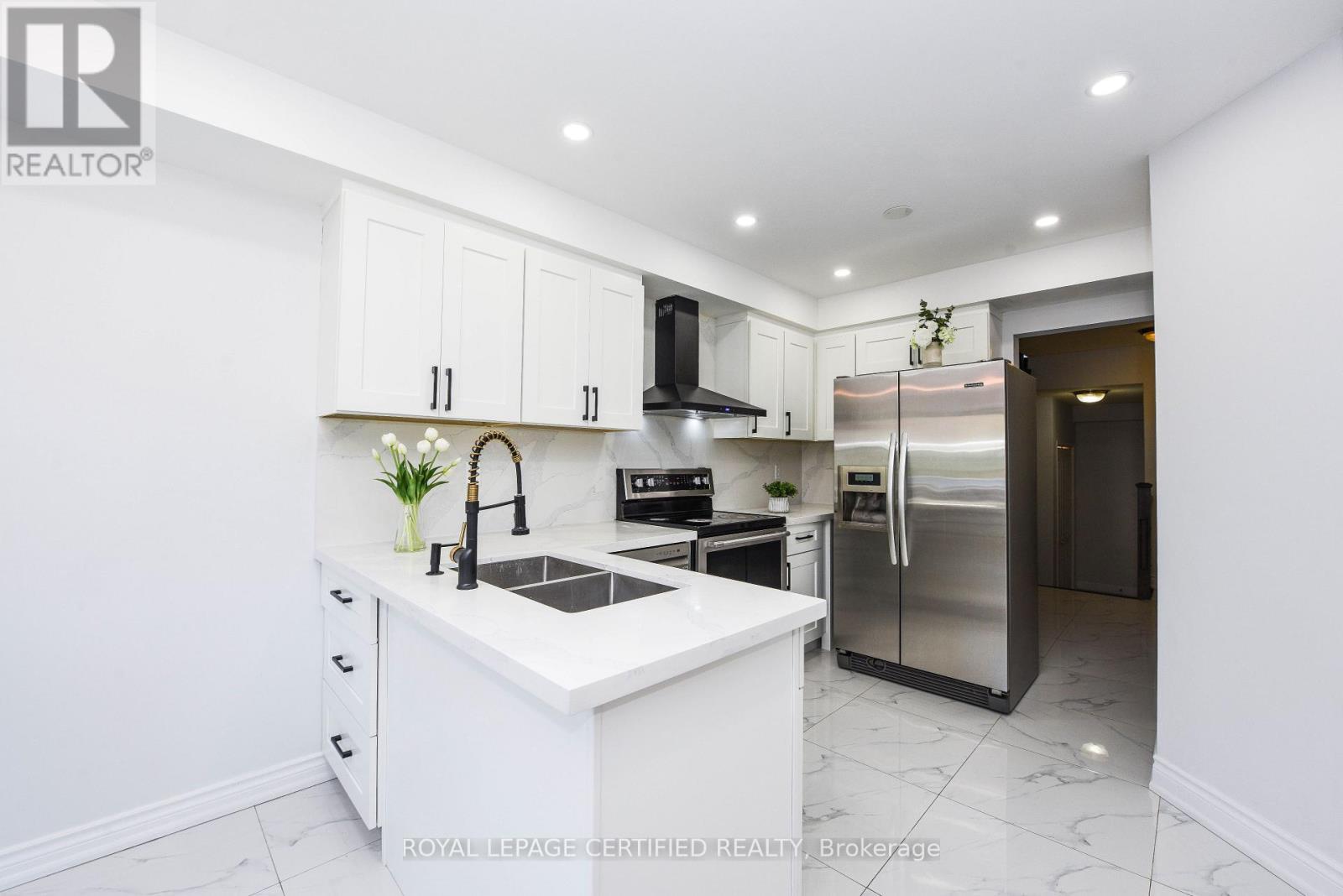 6037 Clover Ridge Crescent, Mississauga, ON