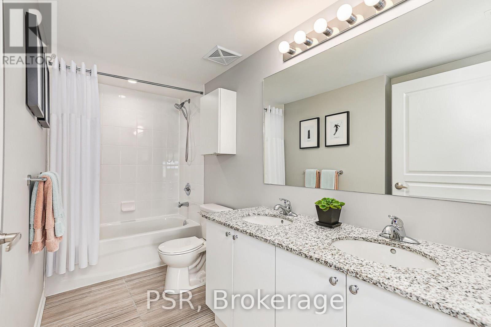 Main Bathroom 5 Piece - 308 - 4 Anchorage Crescent, Collingwood, ON