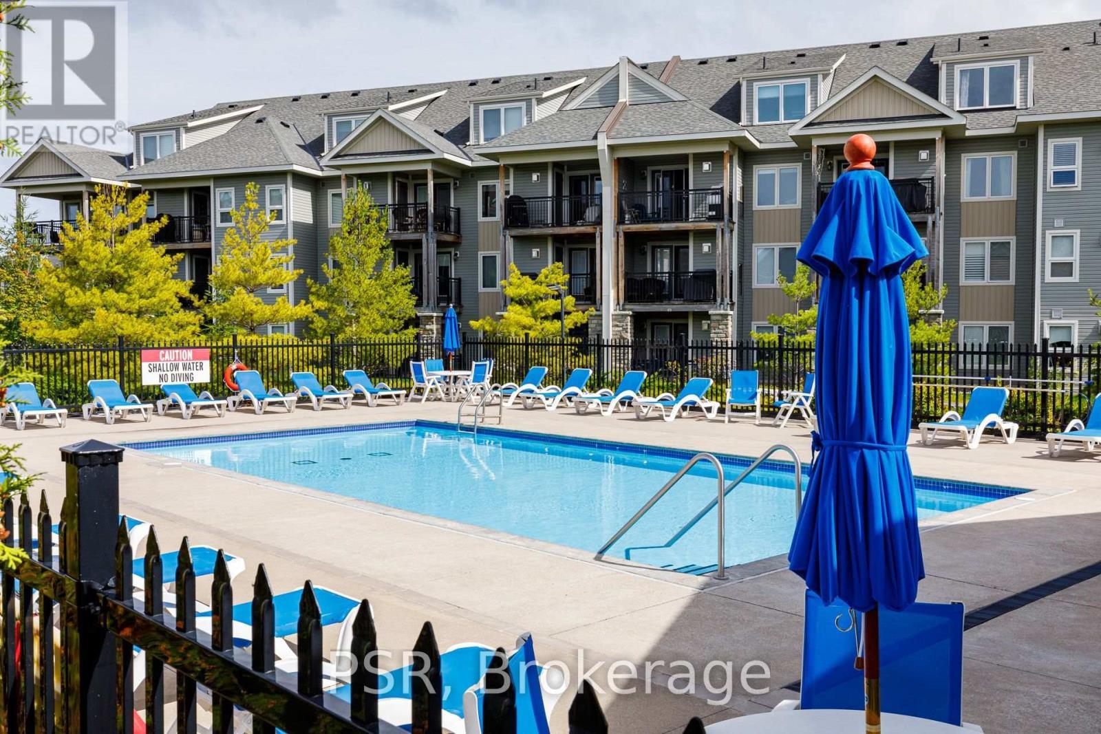 Pool - 308 - 4 Anchorage Crescent, Collingwood, ON