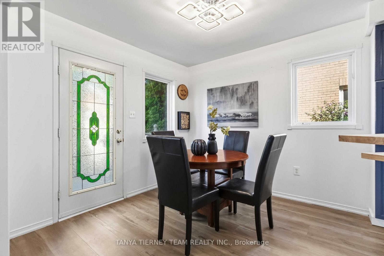 36 Zachary Place, Whitby, ON