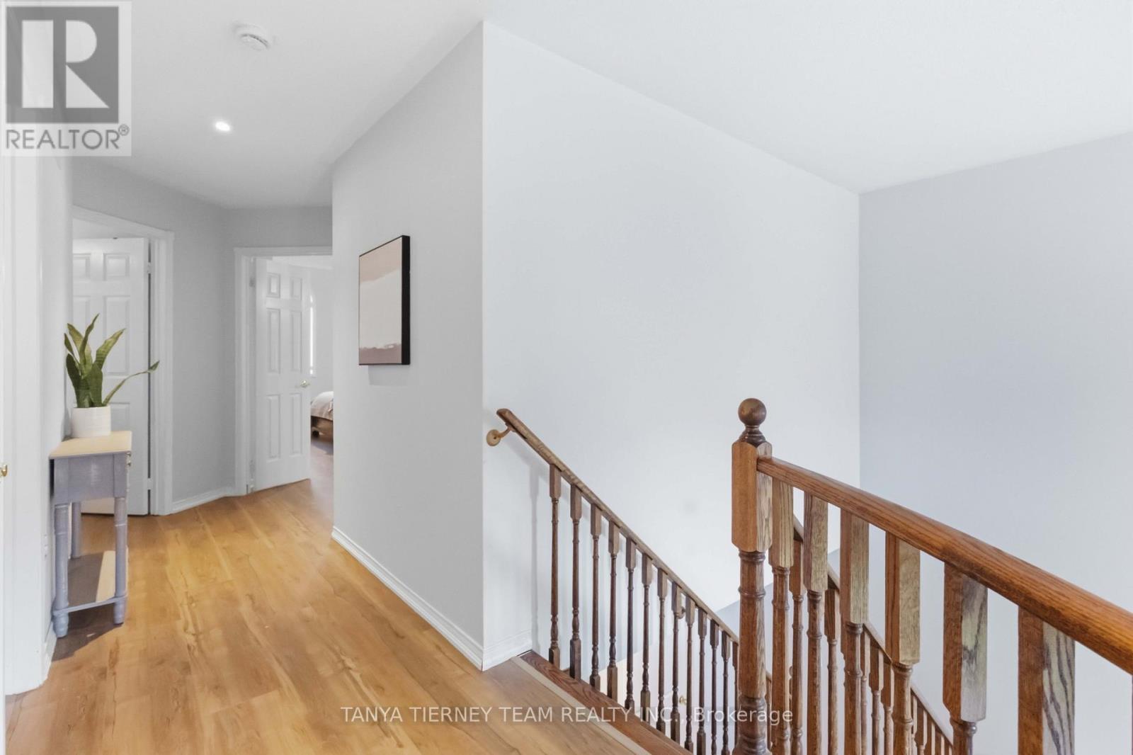 36 Zachary Place, Whitby, ON