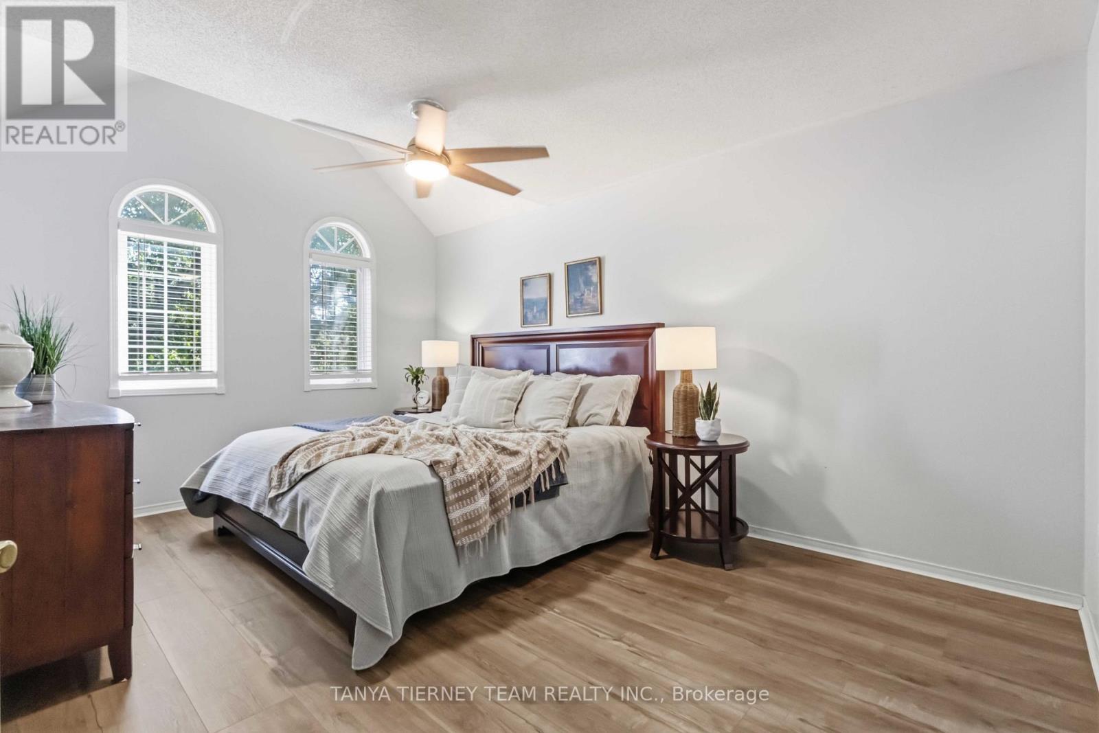 36 Zachary Place, Whitby, ON
