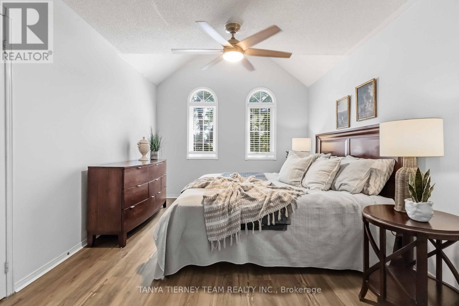 36 Zachary Place, Whitby, ON
