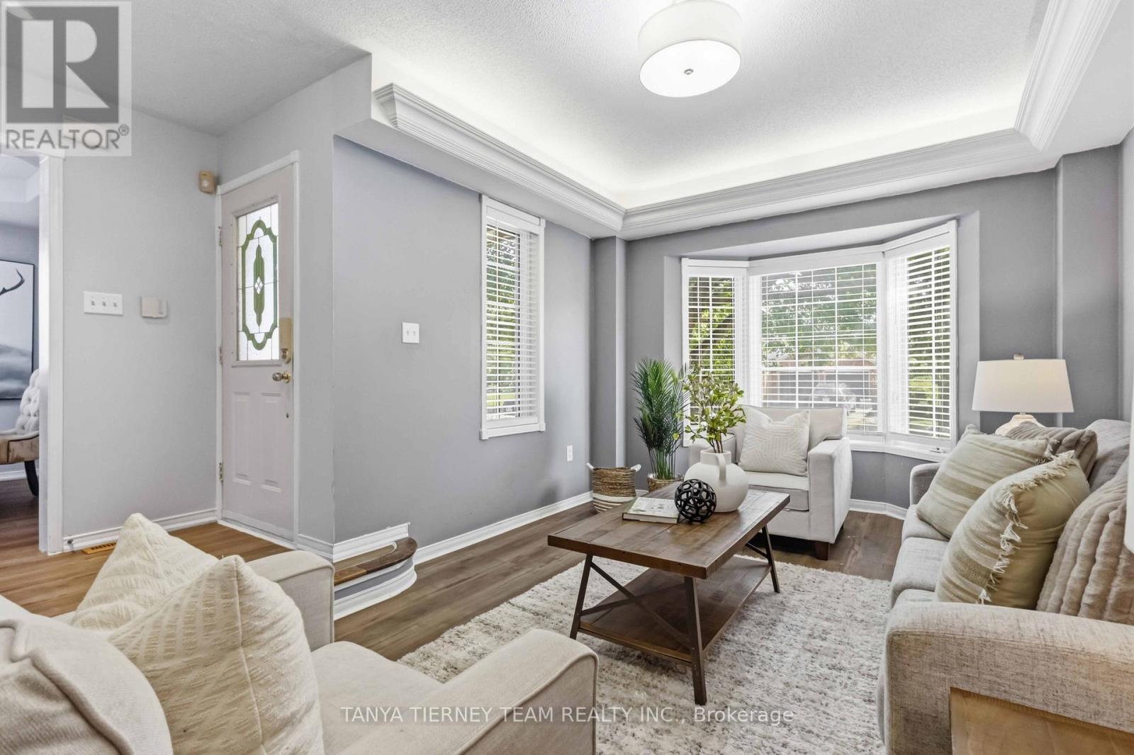 36 Zachary Place, Whitby, ON