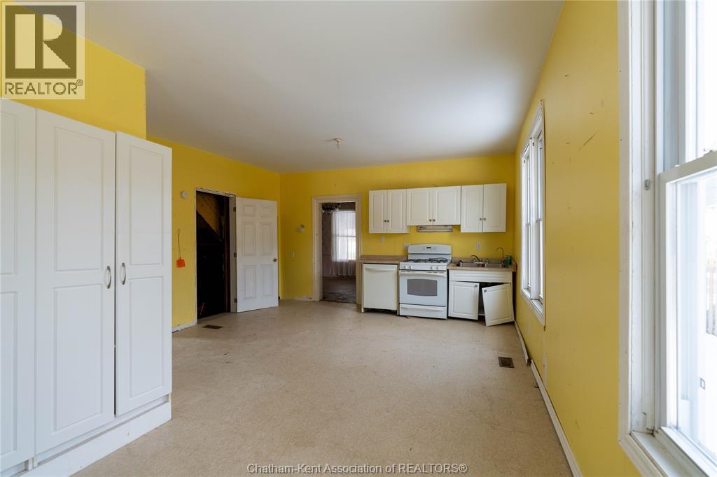 45 Ebenezer Street East, Ridgetown, ON