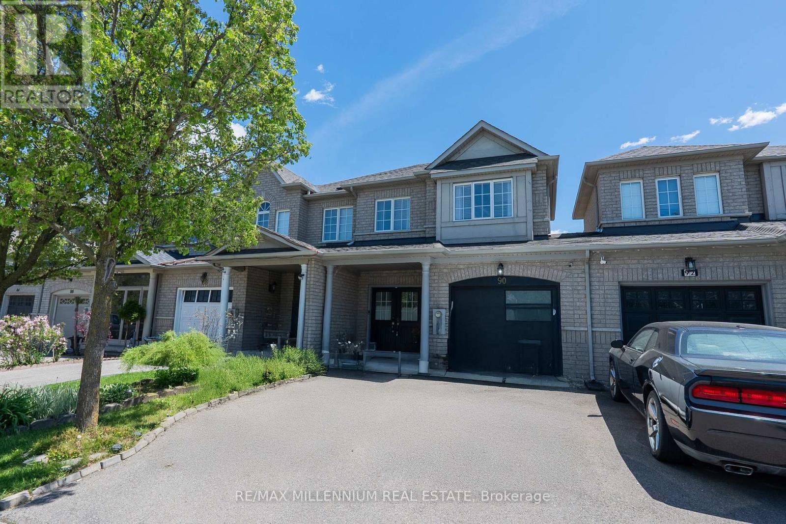 90 Ronan Crescent, Vaughan, ON