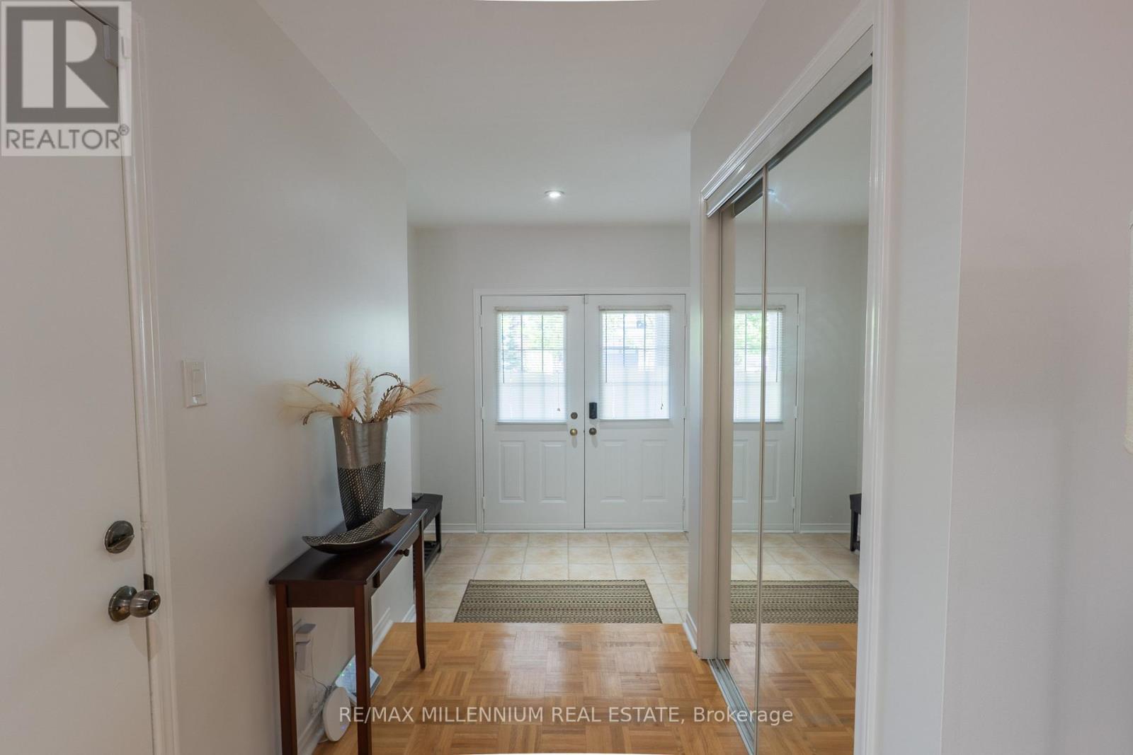 90 Ronan Crescent, Vaughan, ON