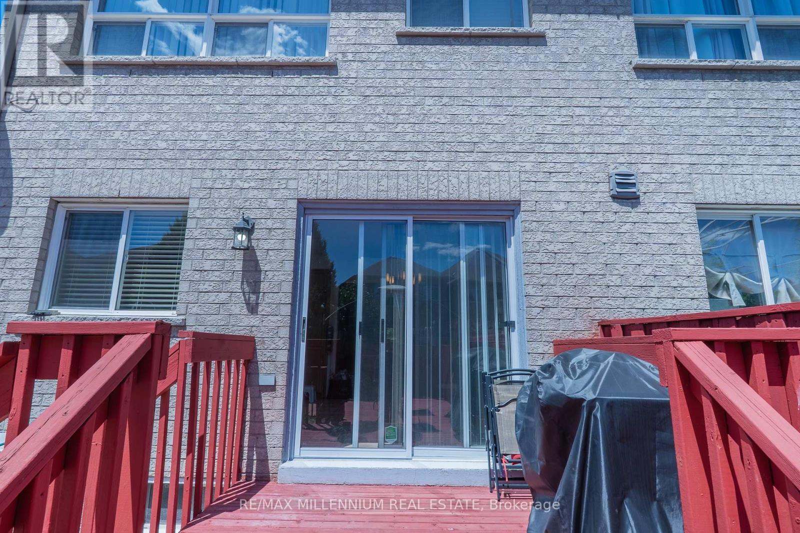 90 Ronan Crescent, Vaughan, ON