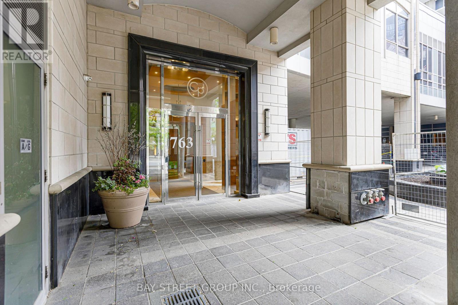 4105 - 763 Bay Street, Toronto, ON