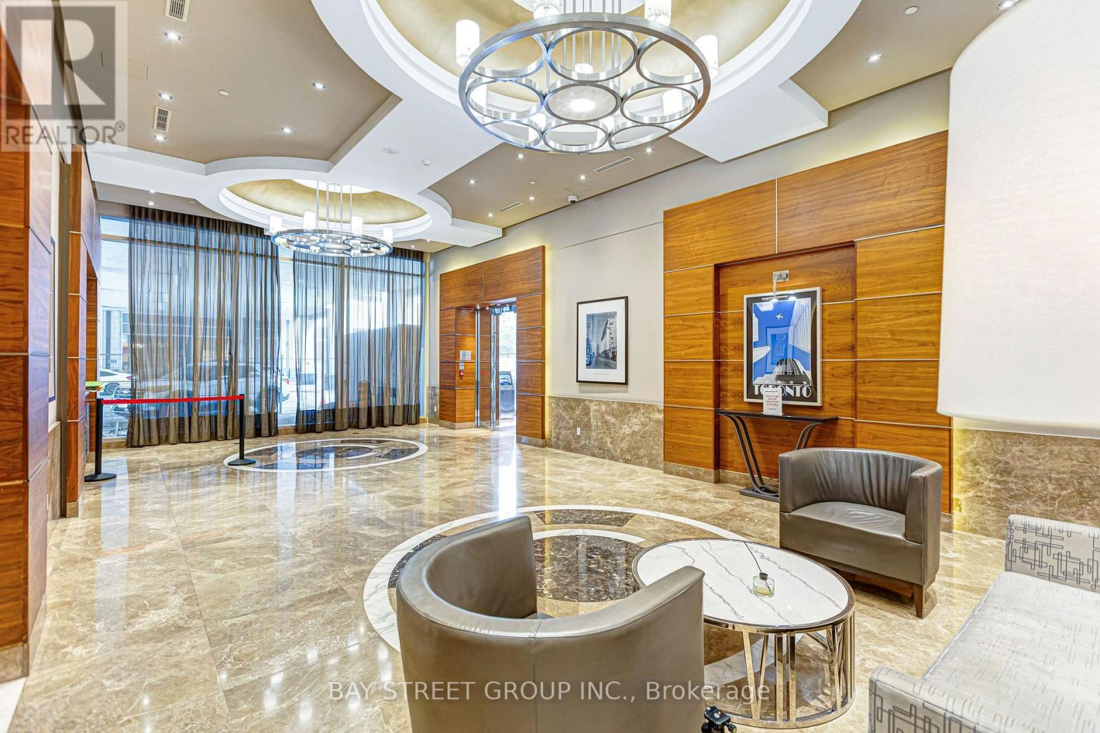 4105 - 763 Bay Street, Toronto, ON