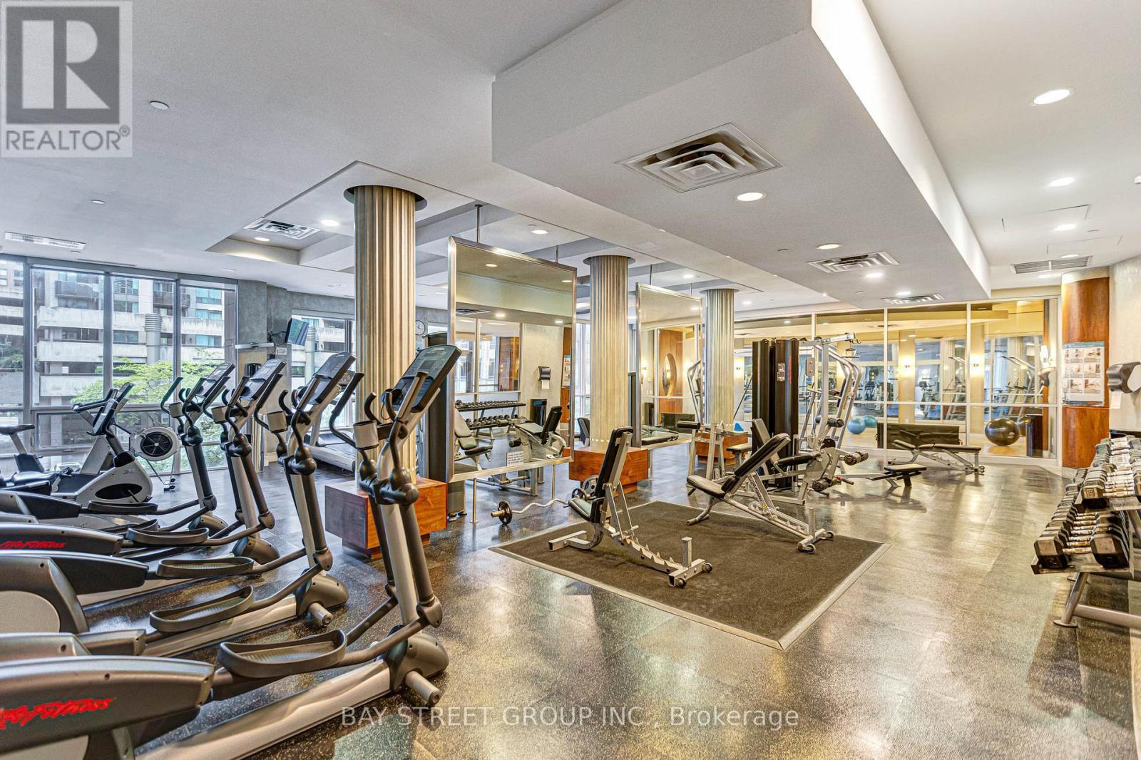 4105 - 763 Bay Street, Toronto, ON