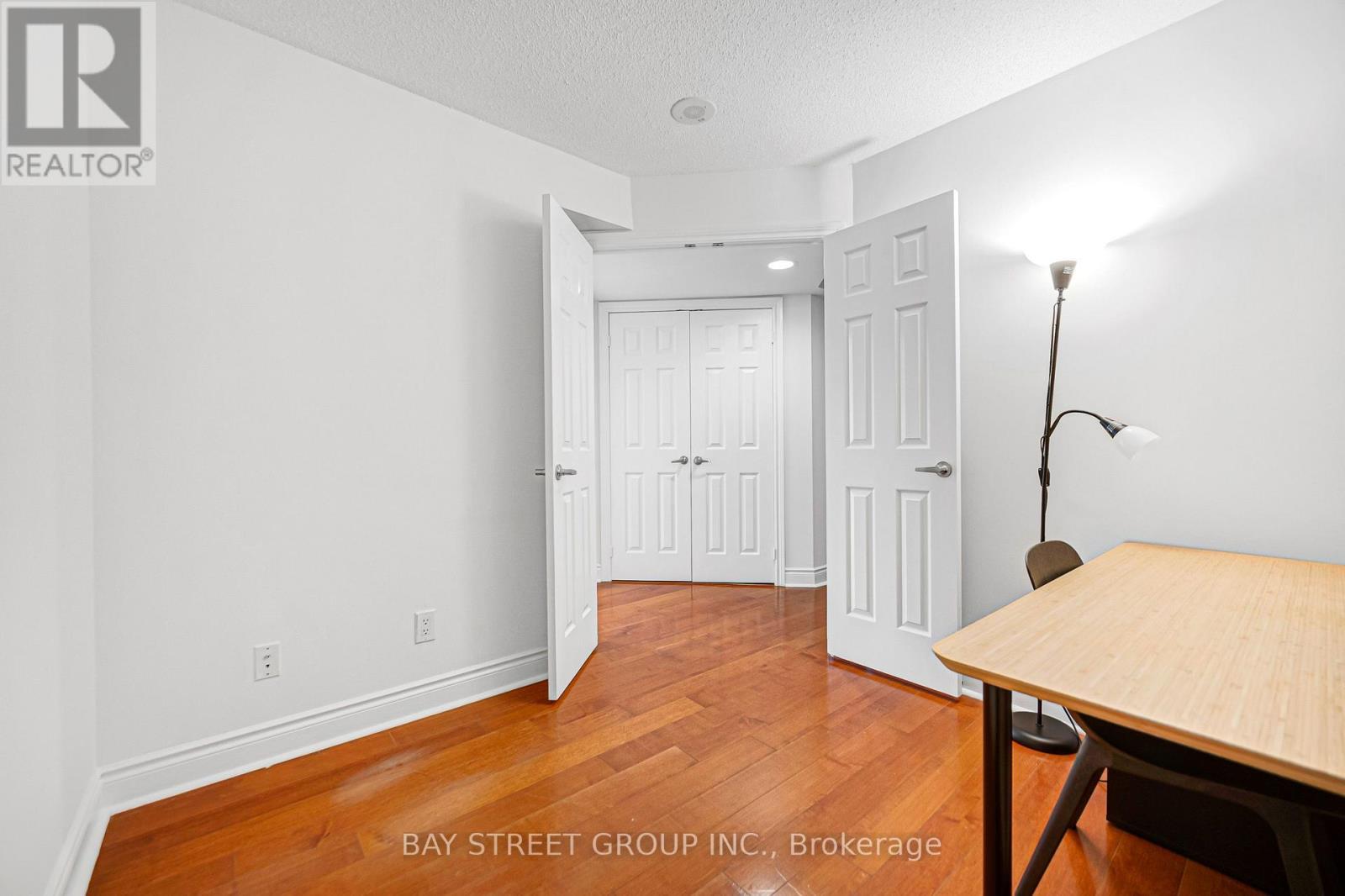4105 - 763 Bay Street, Toronto, ON