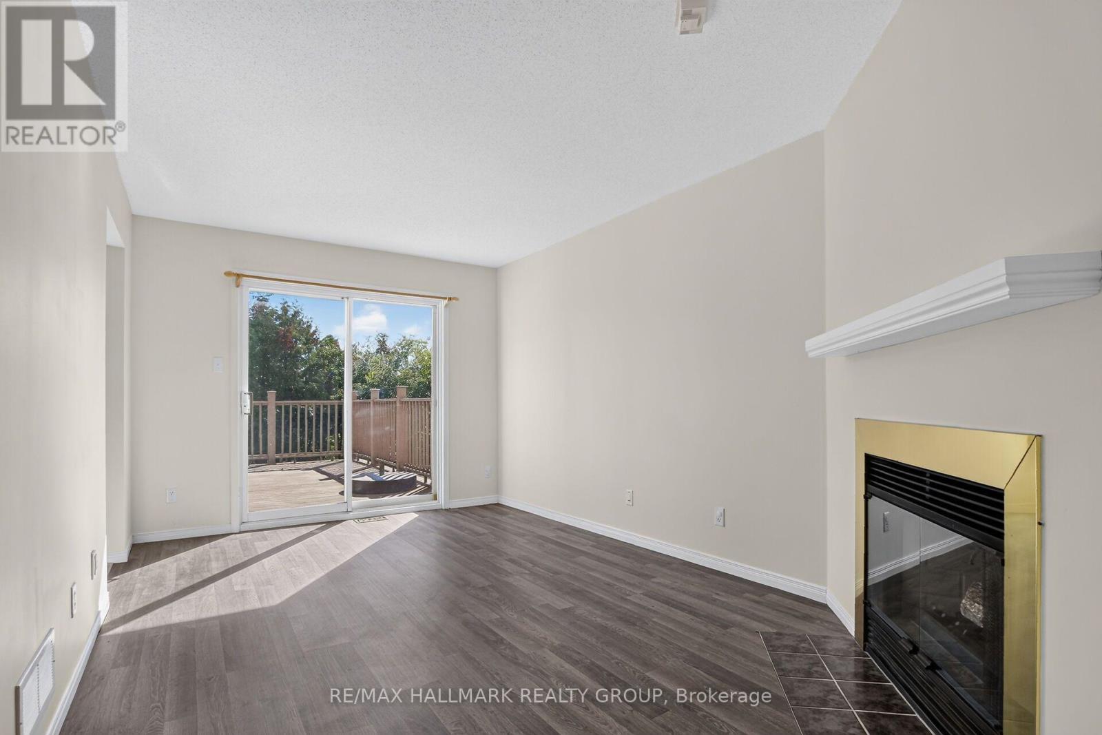 93 Banchory Crescent, Ottawa, ON