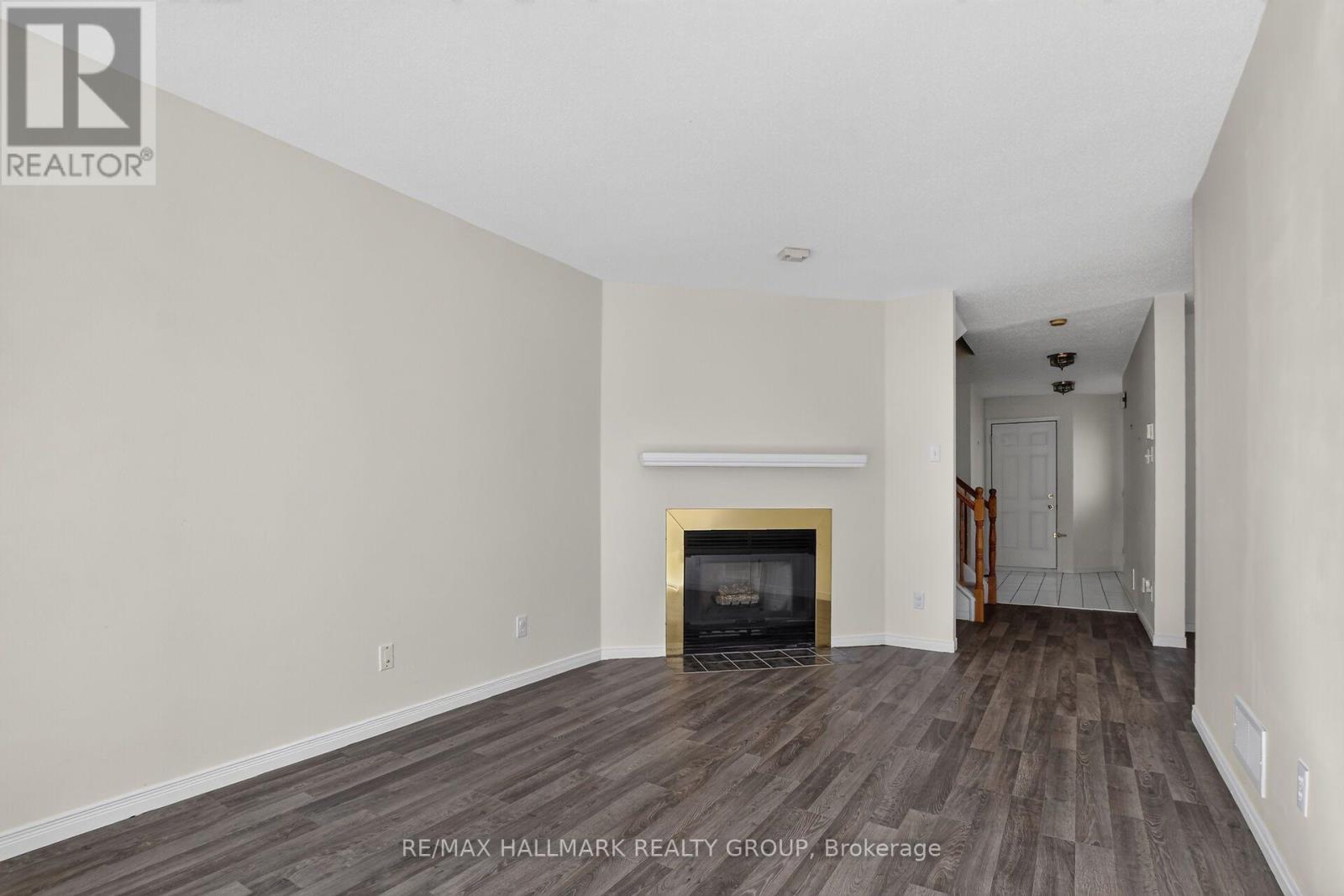 93 Banchory Crescent, Ottawa, ON
