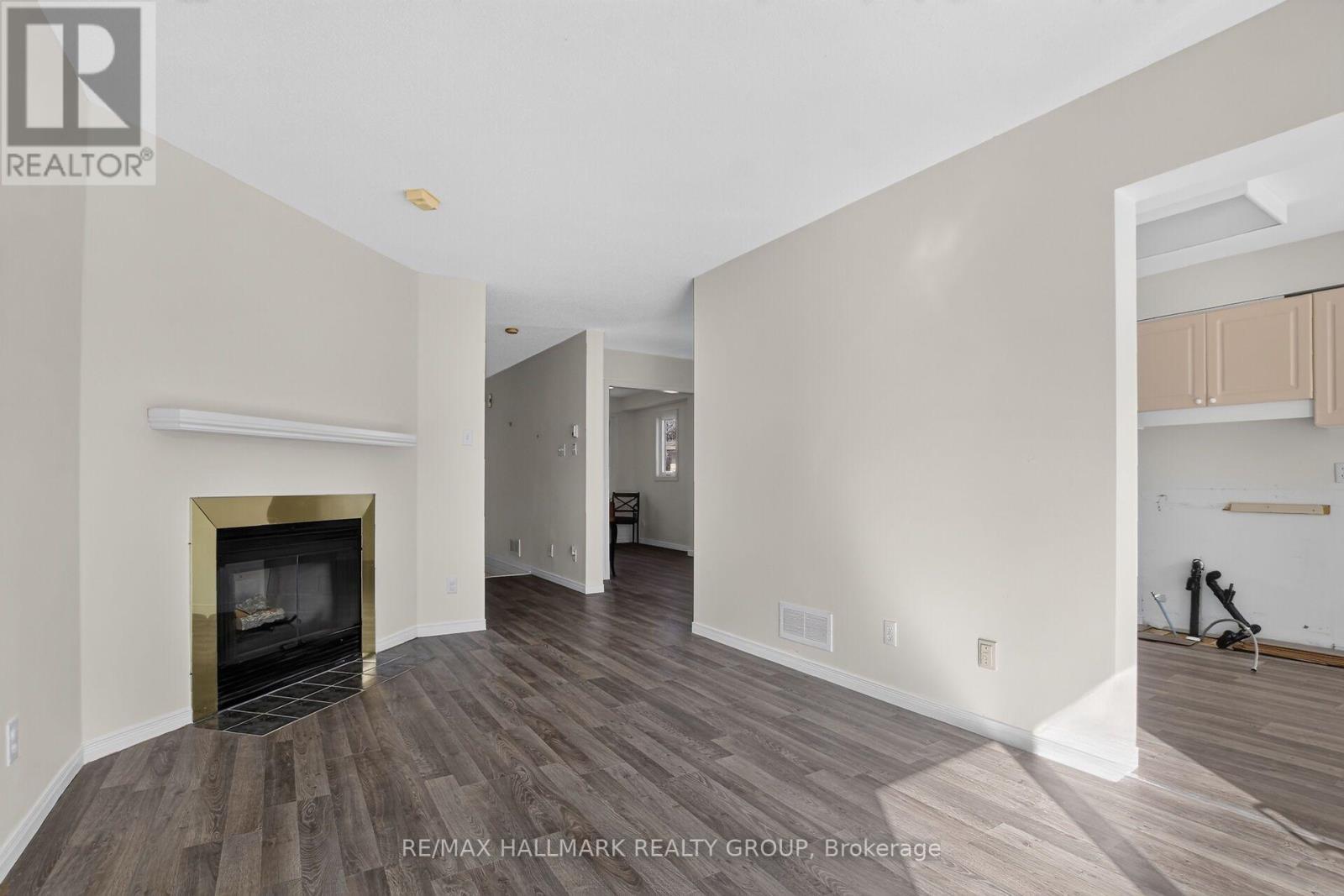 93 Banchory Crescent, Ottawa, ON