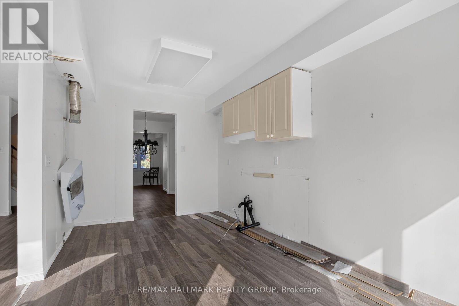 93 Banchory Crescent, Ottawa, ON