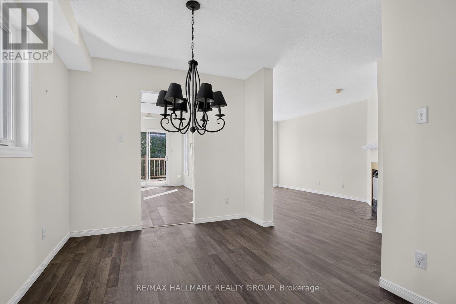 93 Banchory Crescent, Ottawa, ON