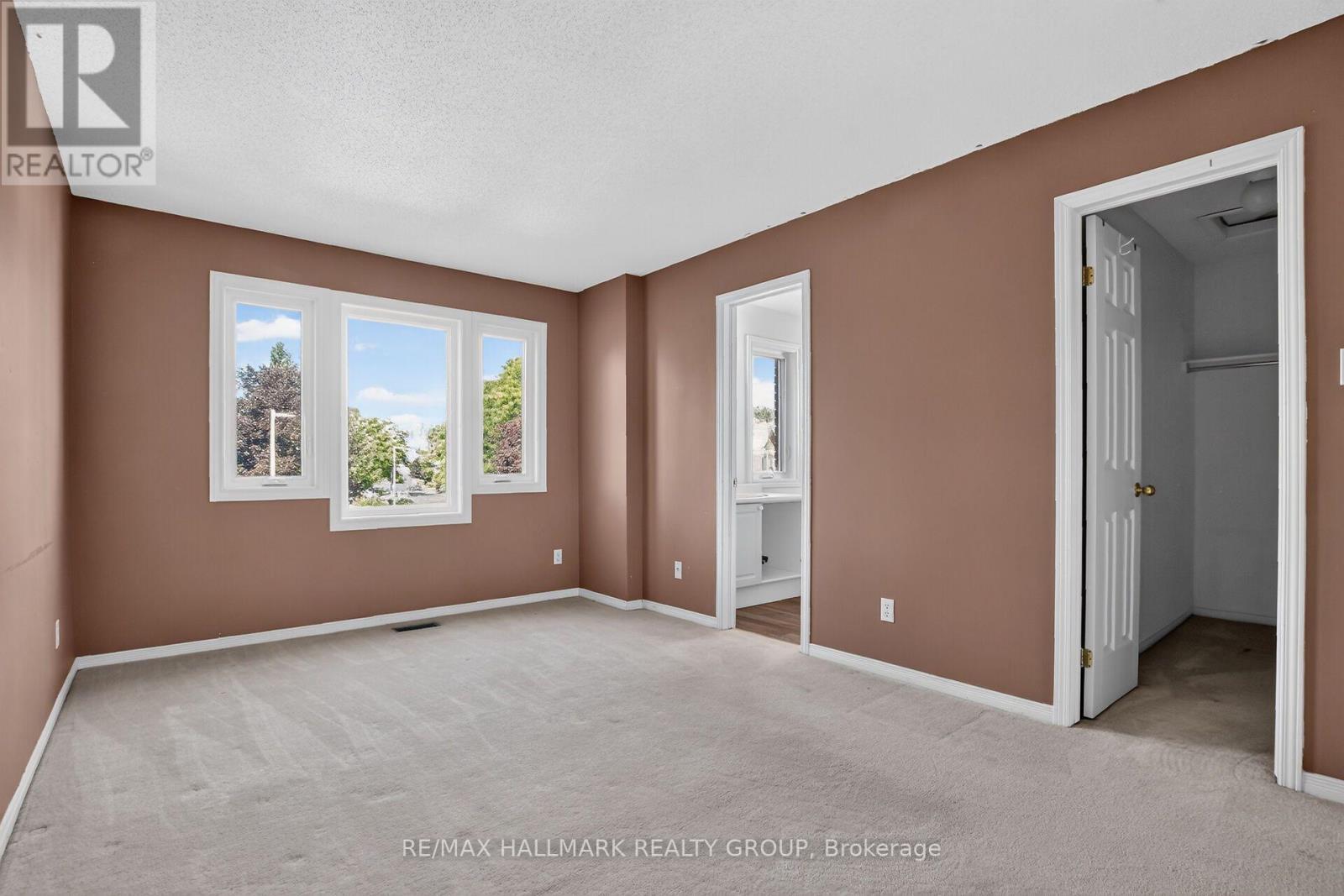 93 Banchory Crescent, Ottawa, ON