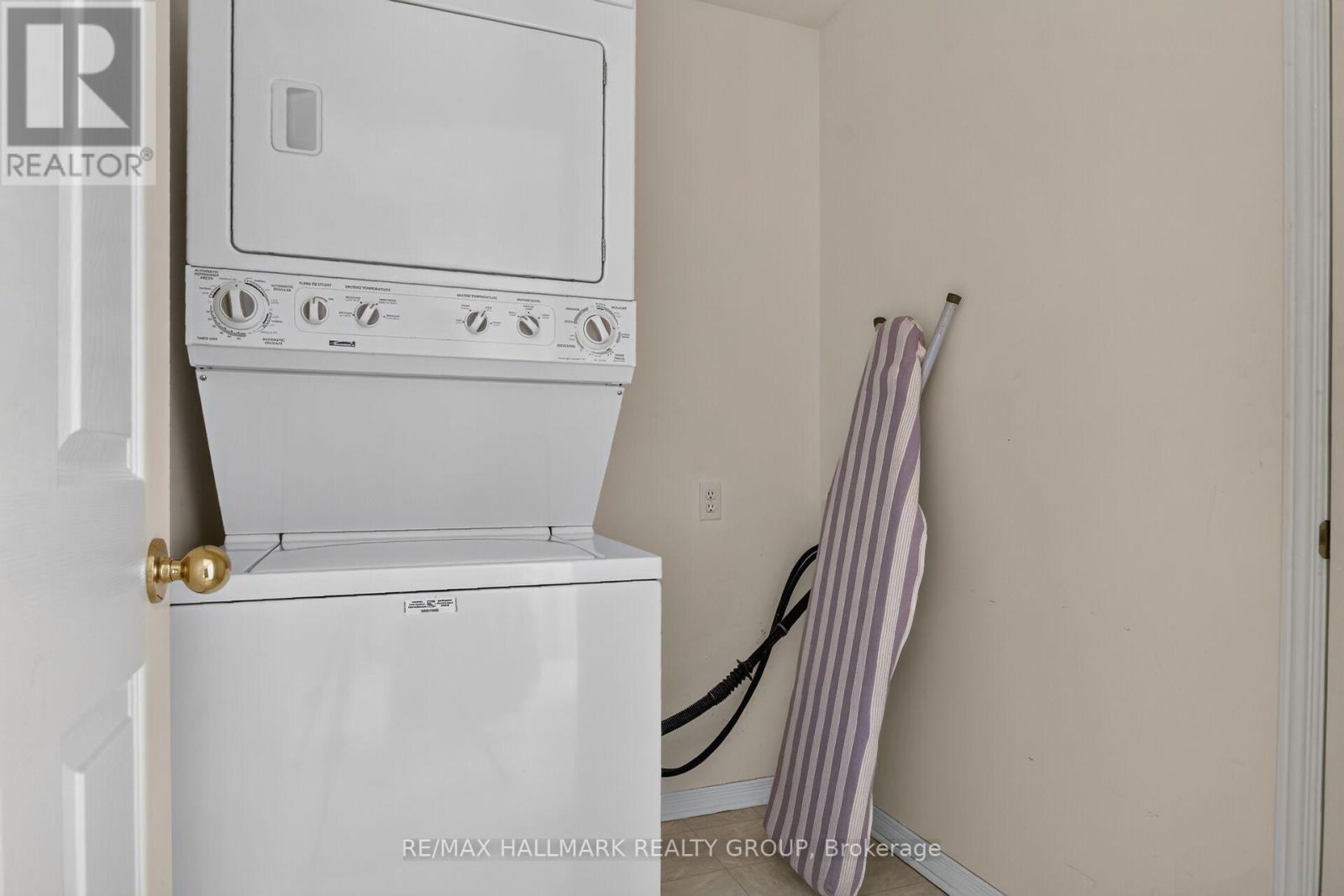 93 Banchory Crescent, Ottawa, ON