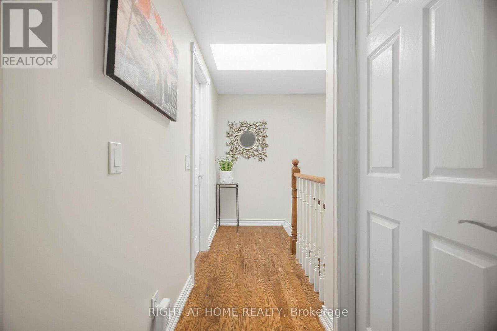 219 Broadway Avenue, Toronto, ON