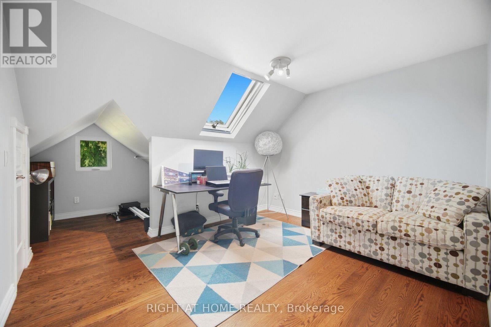 Bedroom 2 - 219 Broadway Avenue, Toronto, ON