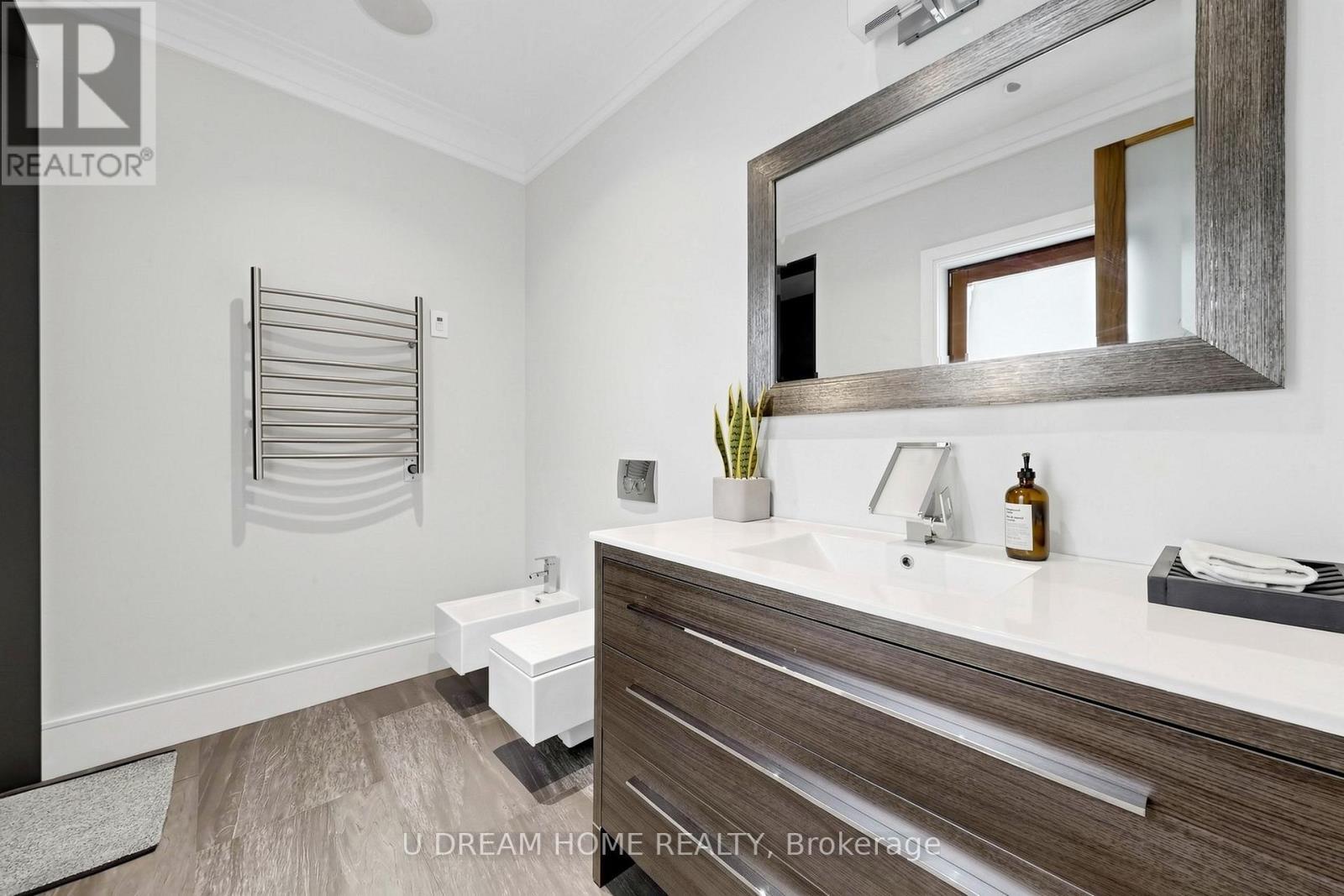 49 Norden Crescent, Toronto, ON