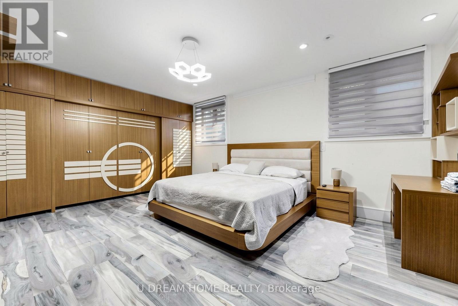 49 Norden Crescent, Toronto, ON