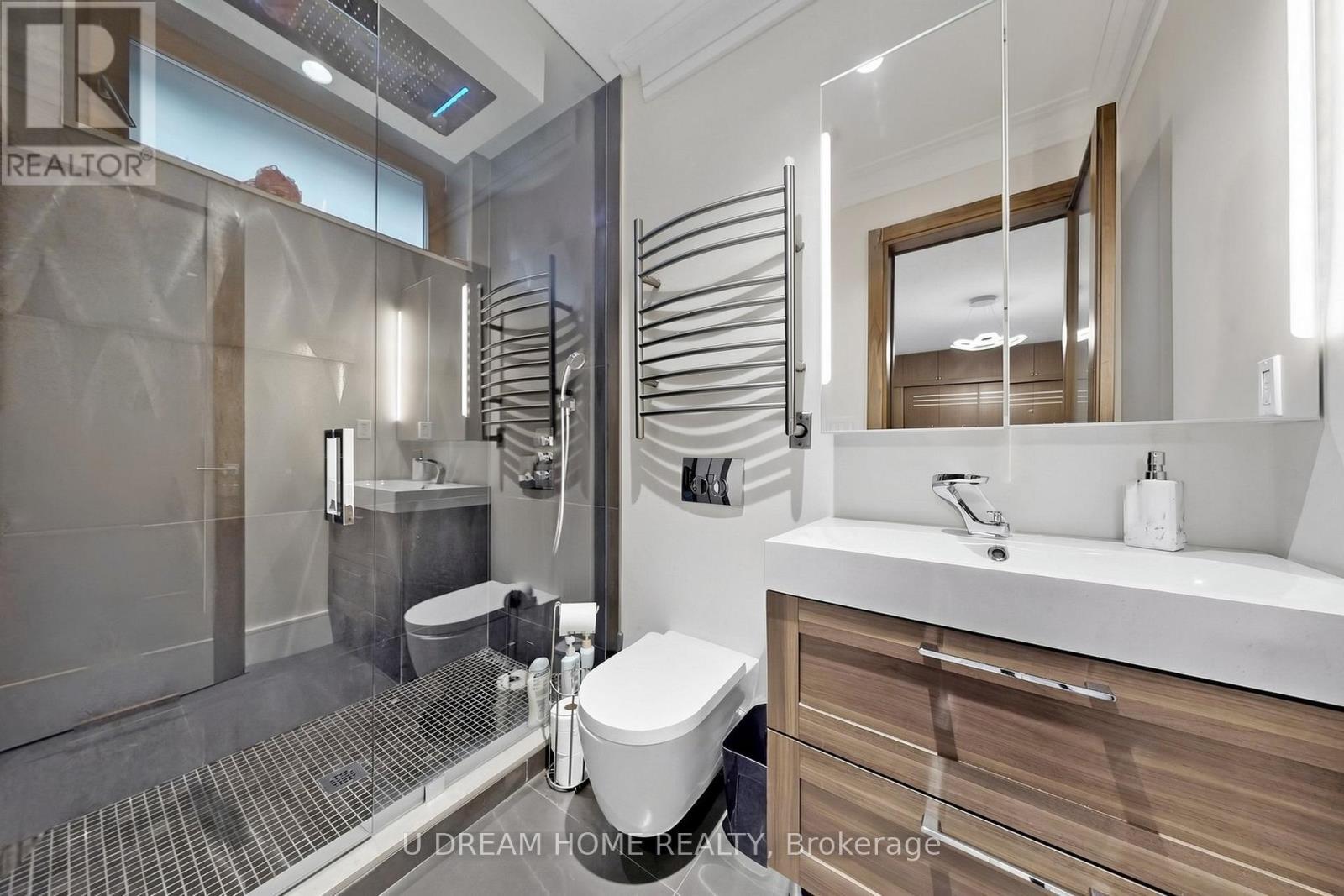 49 Norden Crescent, Toronto, ON