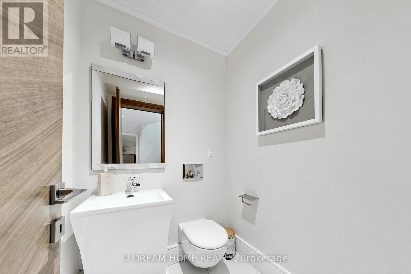 49 Norden Crescent, Toronto, ON