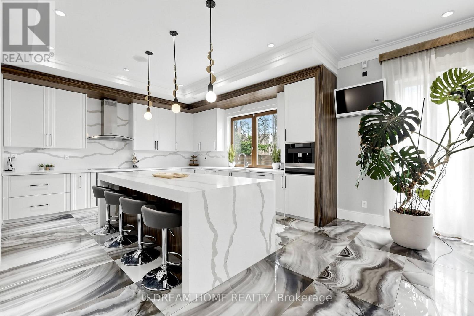 49 Norden Crescent, Toronto, ON