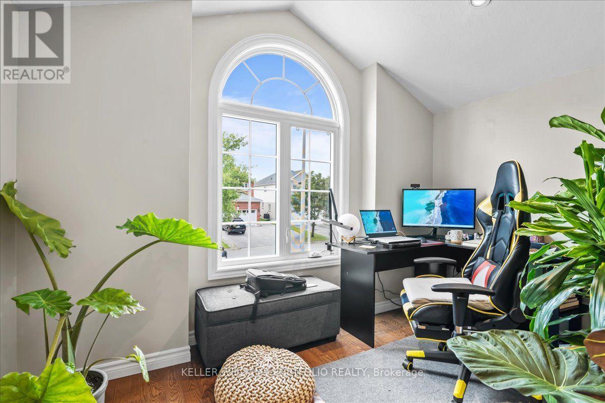51 Squire Fletcher Drive, Clarington, ON