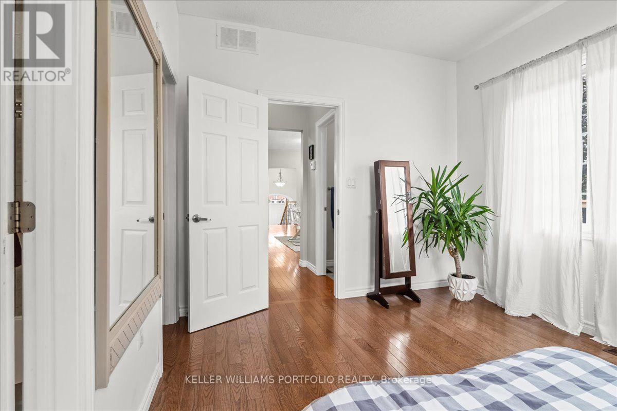 51 Squire Fletcher Drive, Clarington, ON