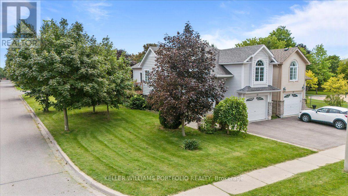 51 Squire Fletcher Drive, Clarington, ON