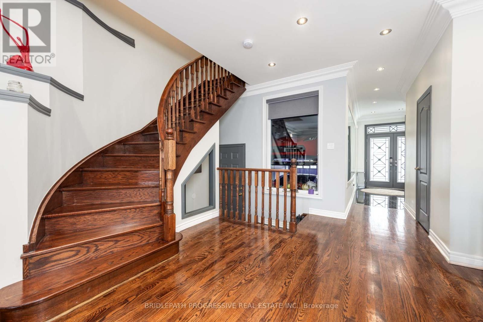 64 Sir Sanford Fleming Way, Vaughan, ON
