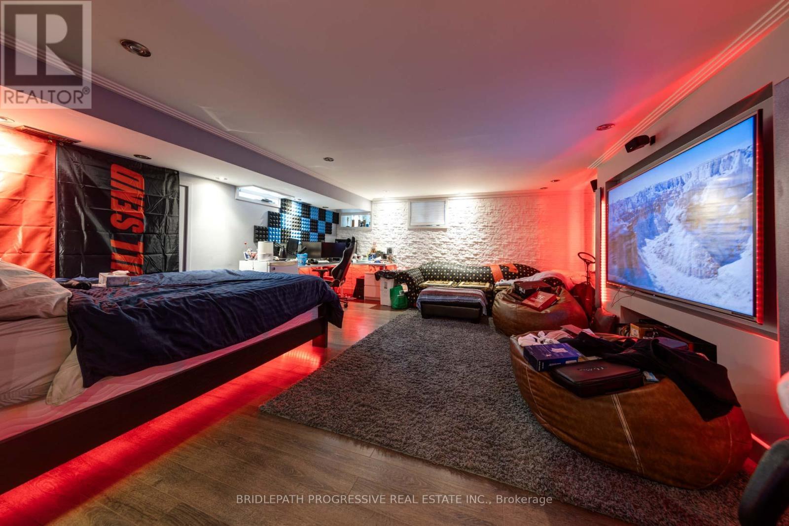 64 Sir Sanford Fleming Way, Vaughan, ON