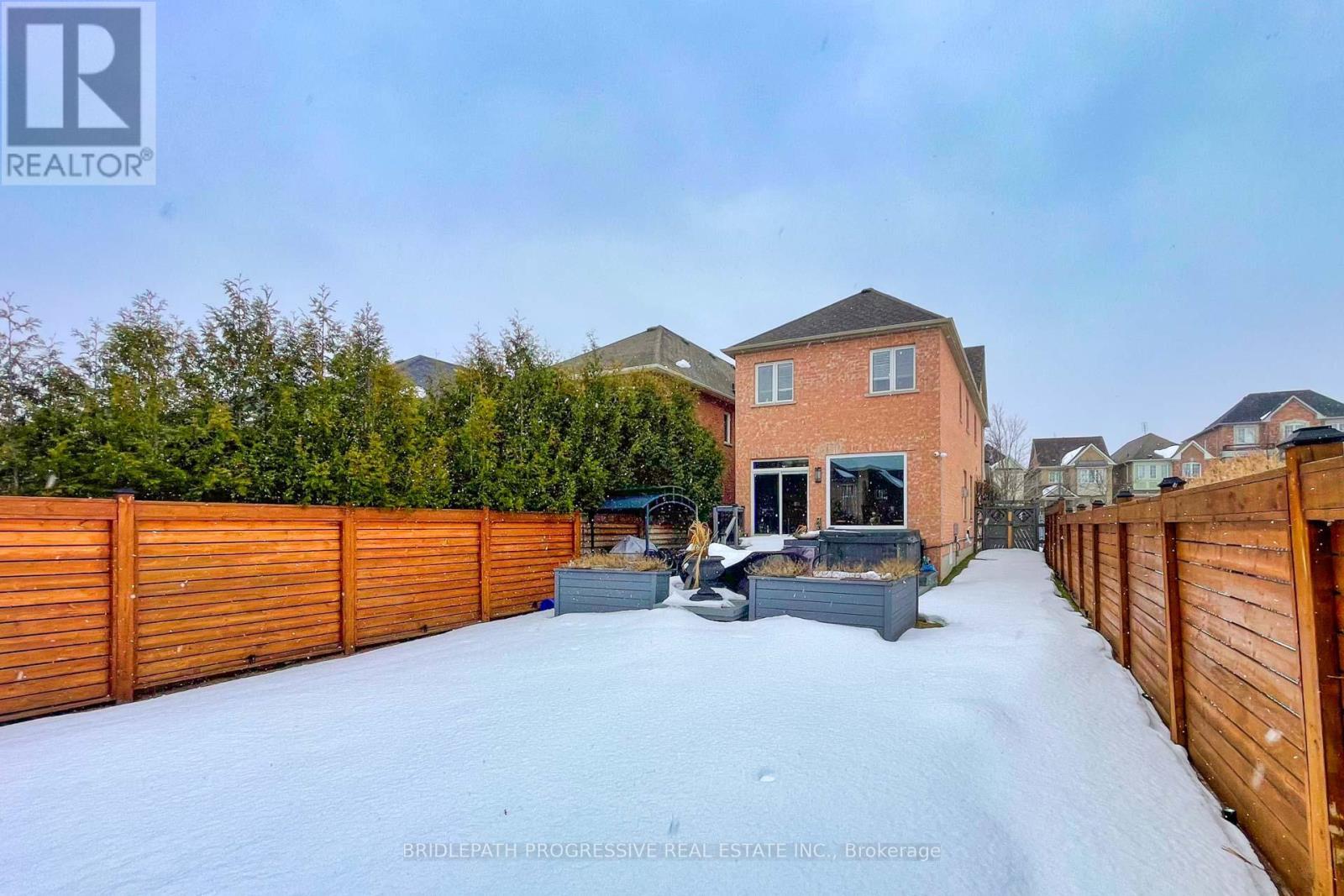 64 Sir Sanford Fleming Way, Vaughan, ON