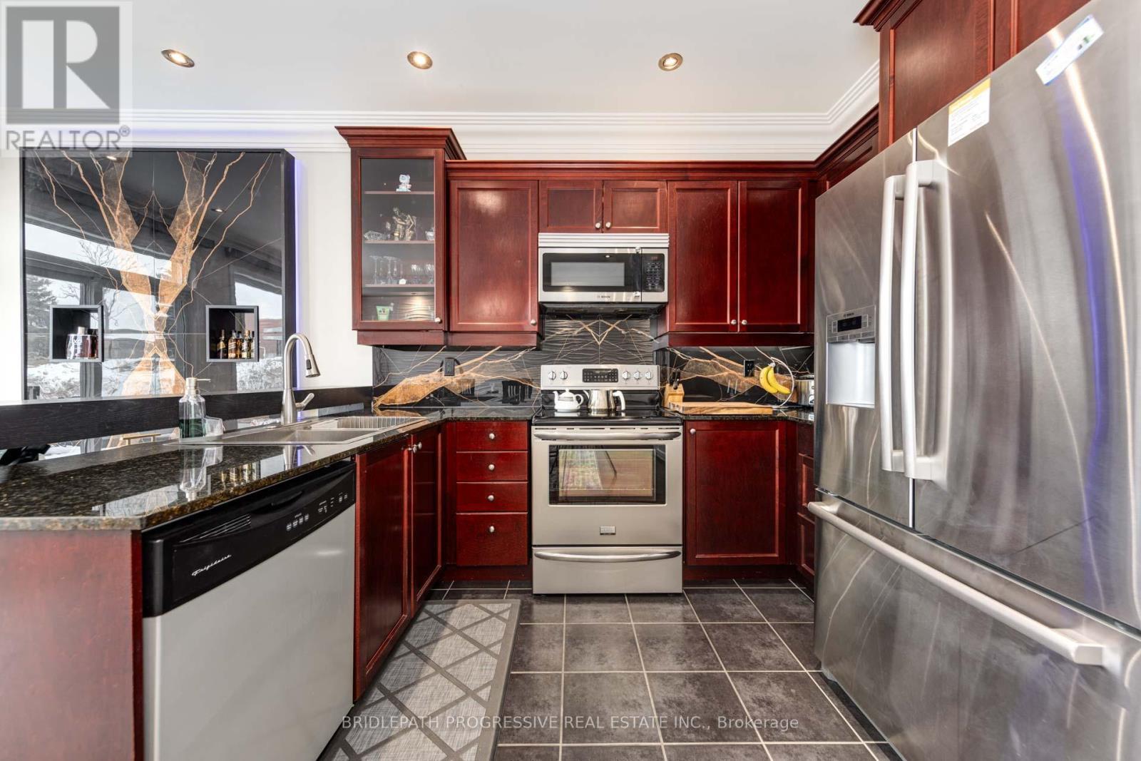 64 Sir Sanford Fleming Way, Vaughan, ON