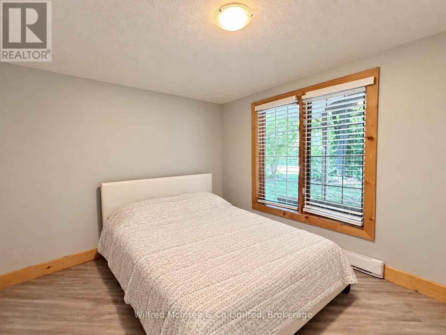 1 of 7 bedrooms - 7 3Rd Avenue S, Native Leased Lands, ON