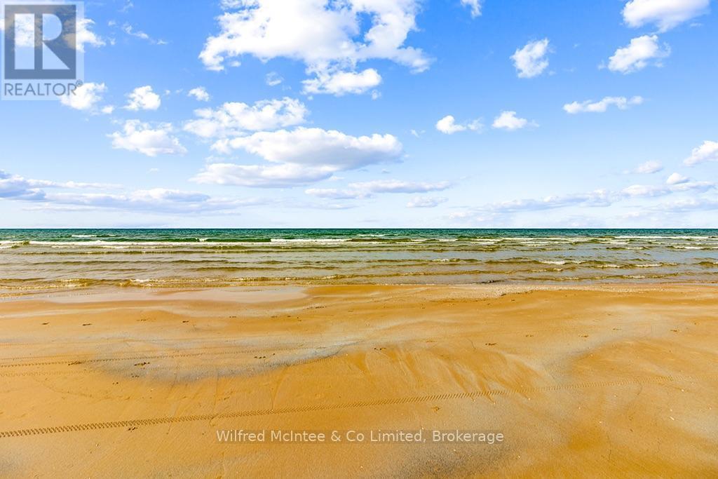 Beach at 16th AVE S - 7 3Rd Avenue S, Native Leased Lands, ON