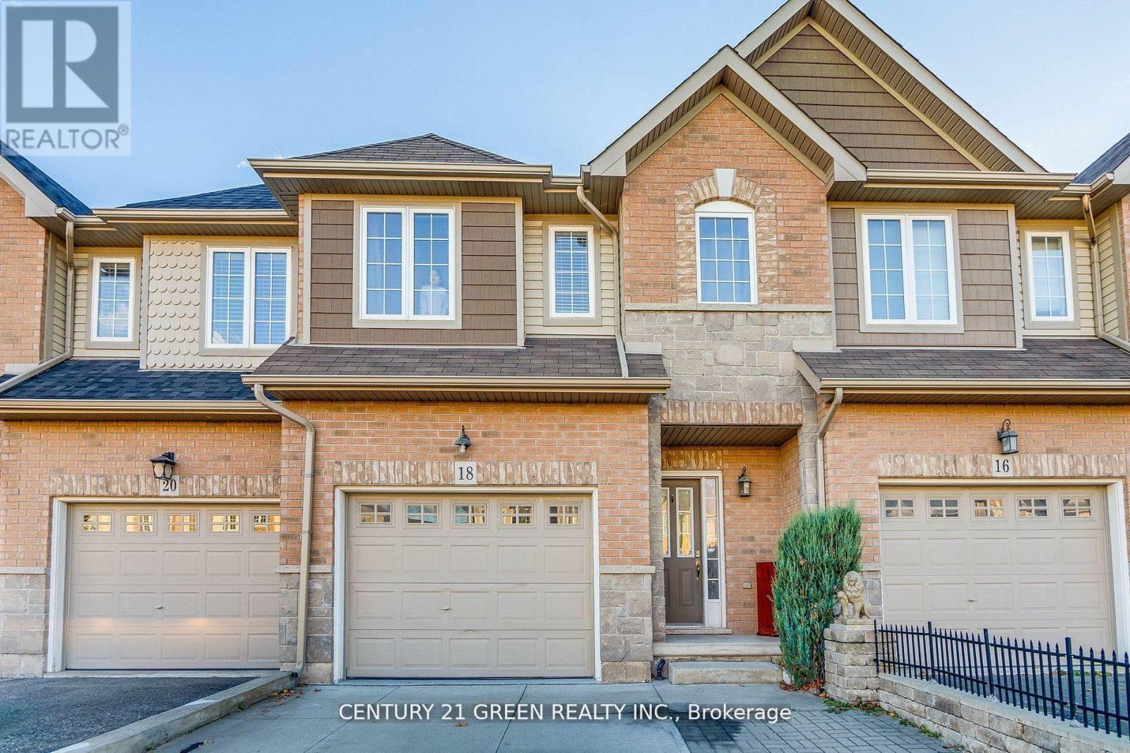 18 Palacebeach Trail, Hamilton, ON