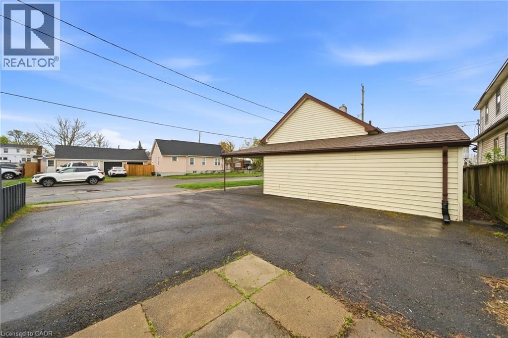 107 Broadway Street, Welland, ON
