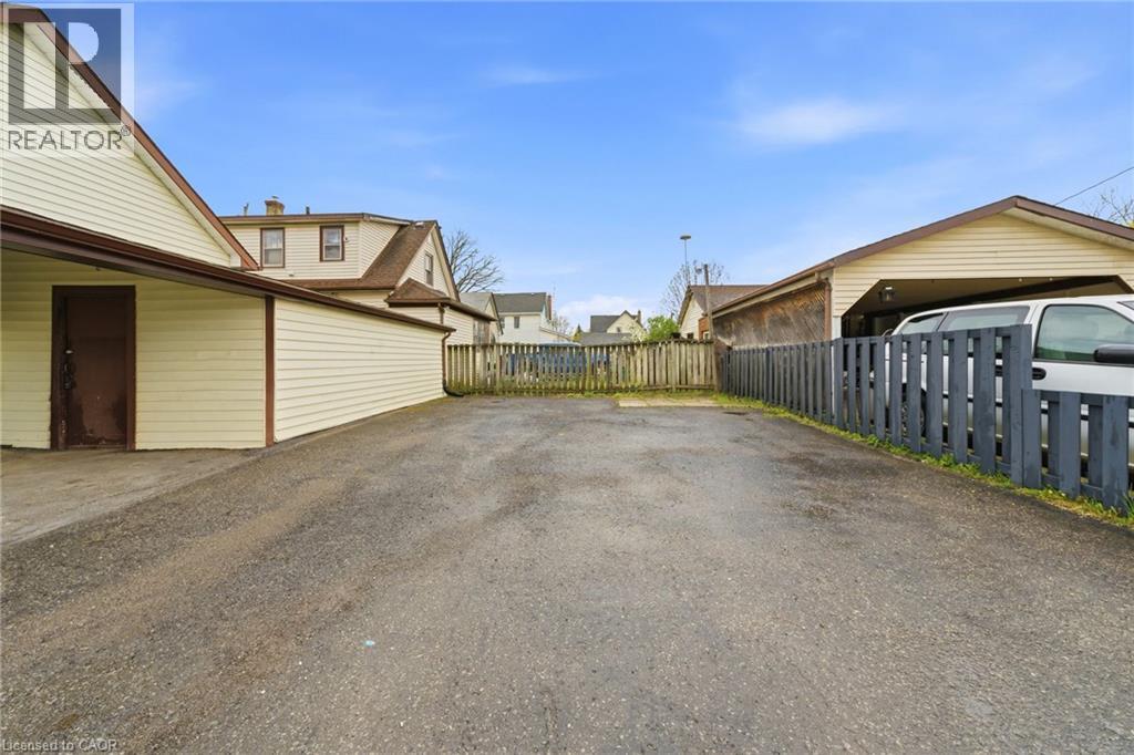 107 Broadway Street, Welland, ON
