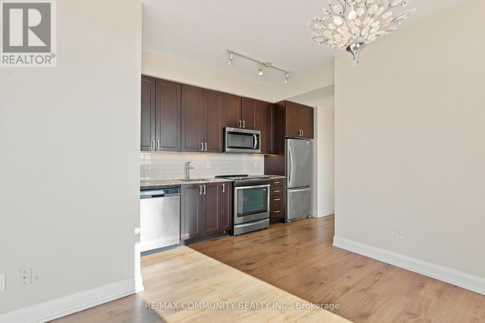 2111 - 18 Graydon Hall Drive, Toronto, ON