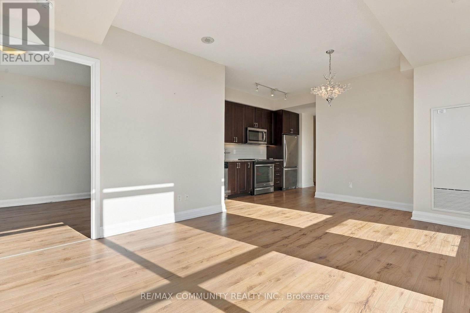 2111 - 18 Graydon Hall Drive, Toronto, ON