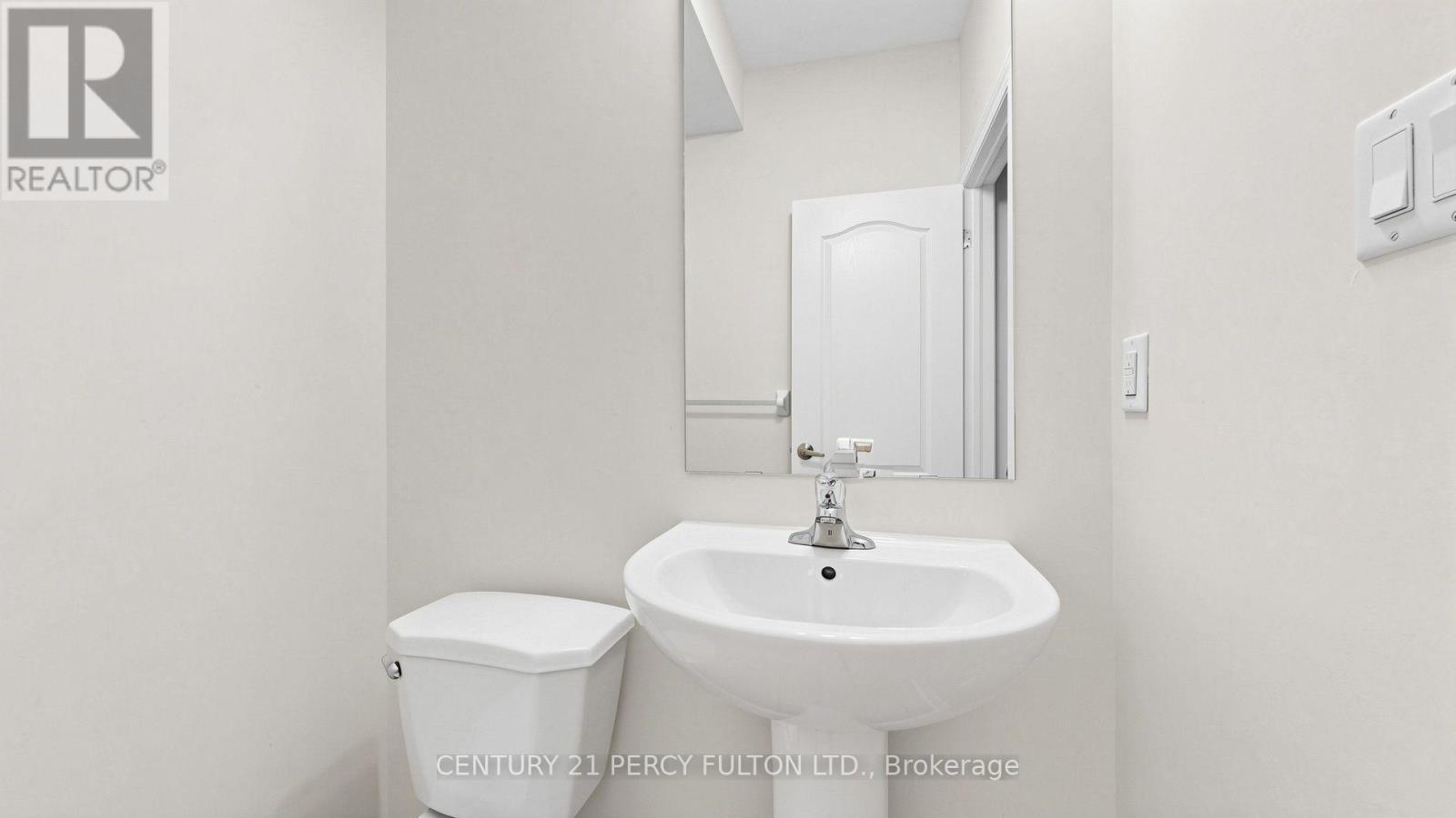 Main Floor Powder Room - 64 Ferris Square, Clarington, ON