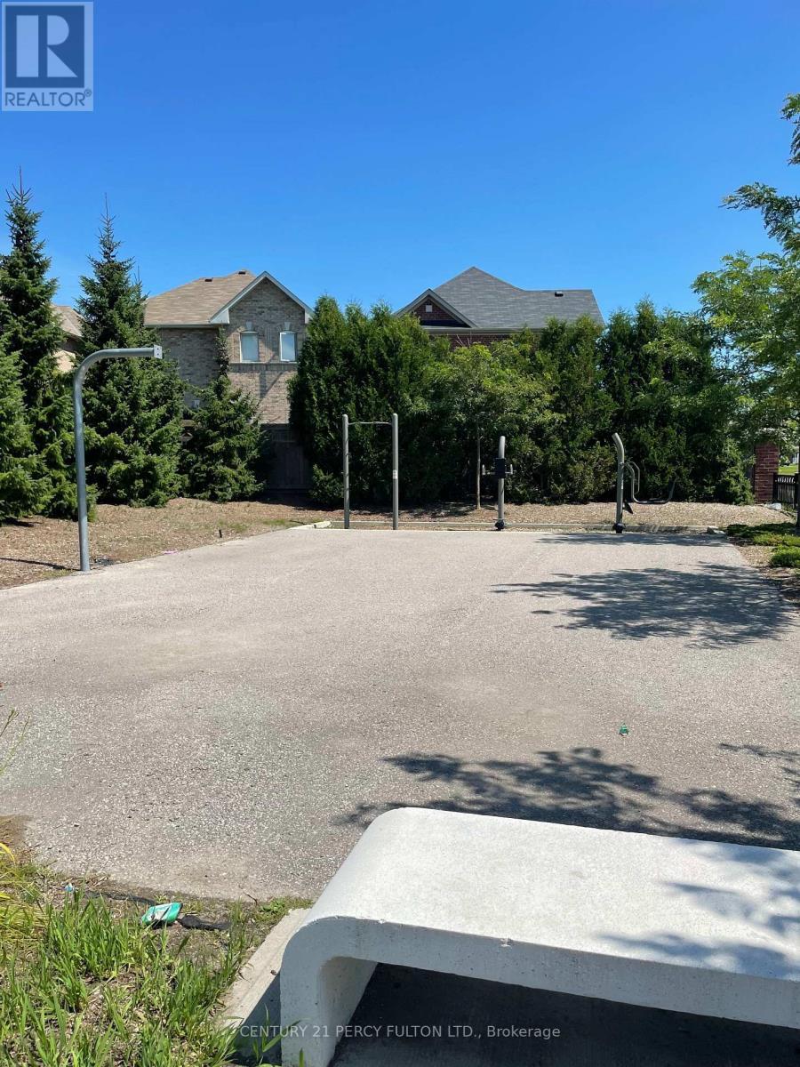 64 Ferris Square, Clarington, ON
