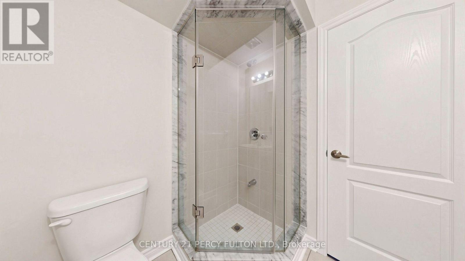 Ground Floor Family Room Bathroom - 64 Ferris Square, Clarington, ON