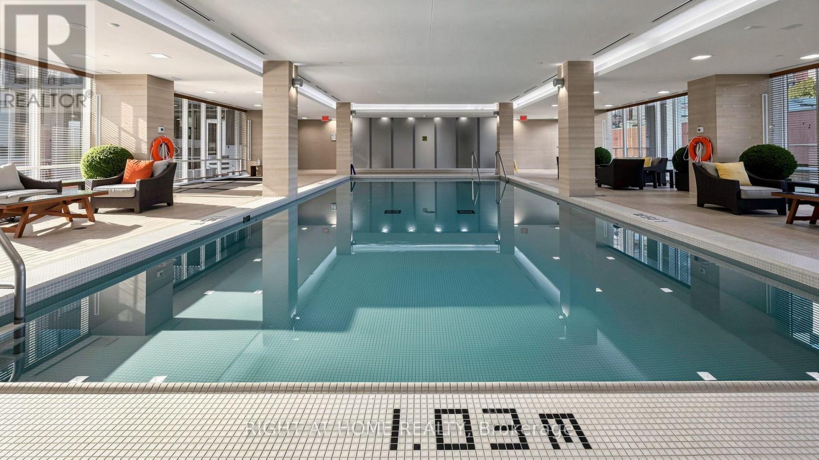 422 - 1 Bedford Road, Toronto, ON