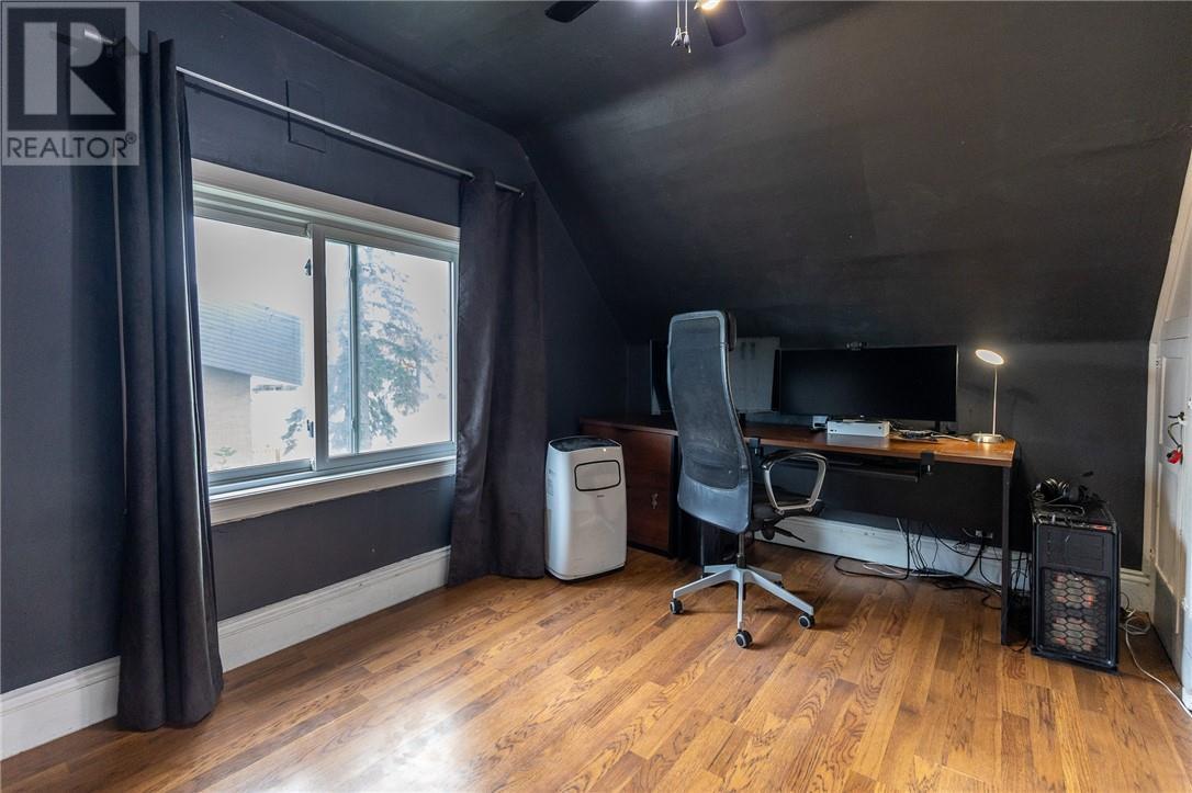 121 Mead Boulevard, Espanola, ON