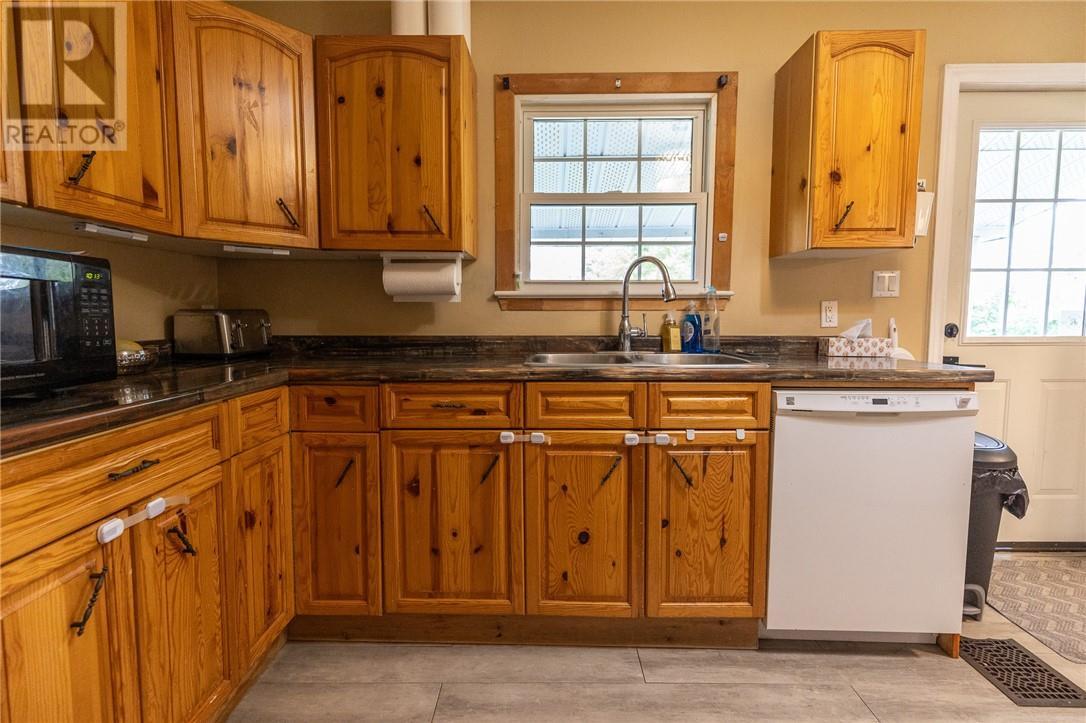121 Mead Boulevard, Espanola, ON